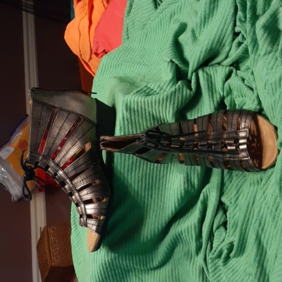 Shoes - Picture 1 of 1